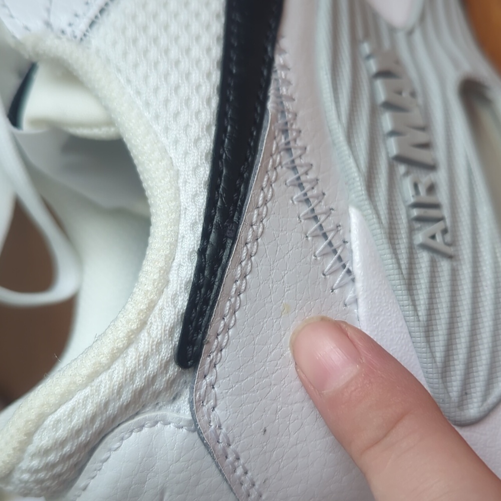 Nike Air Max White and Black Sneakers - Picture 8 of 15